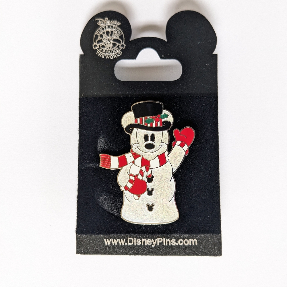 Disney Pin Mickey Snowman 2008